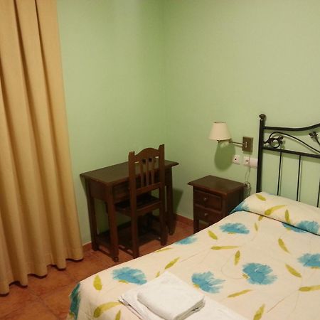 Hostal Las Tres Jotas Alcaracejos Pokój zdjęcie