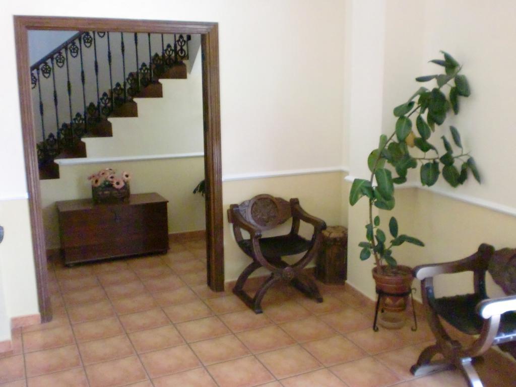 Hostal Las Tres Jotas Alcaracejos Zewnętrze zdjęcie