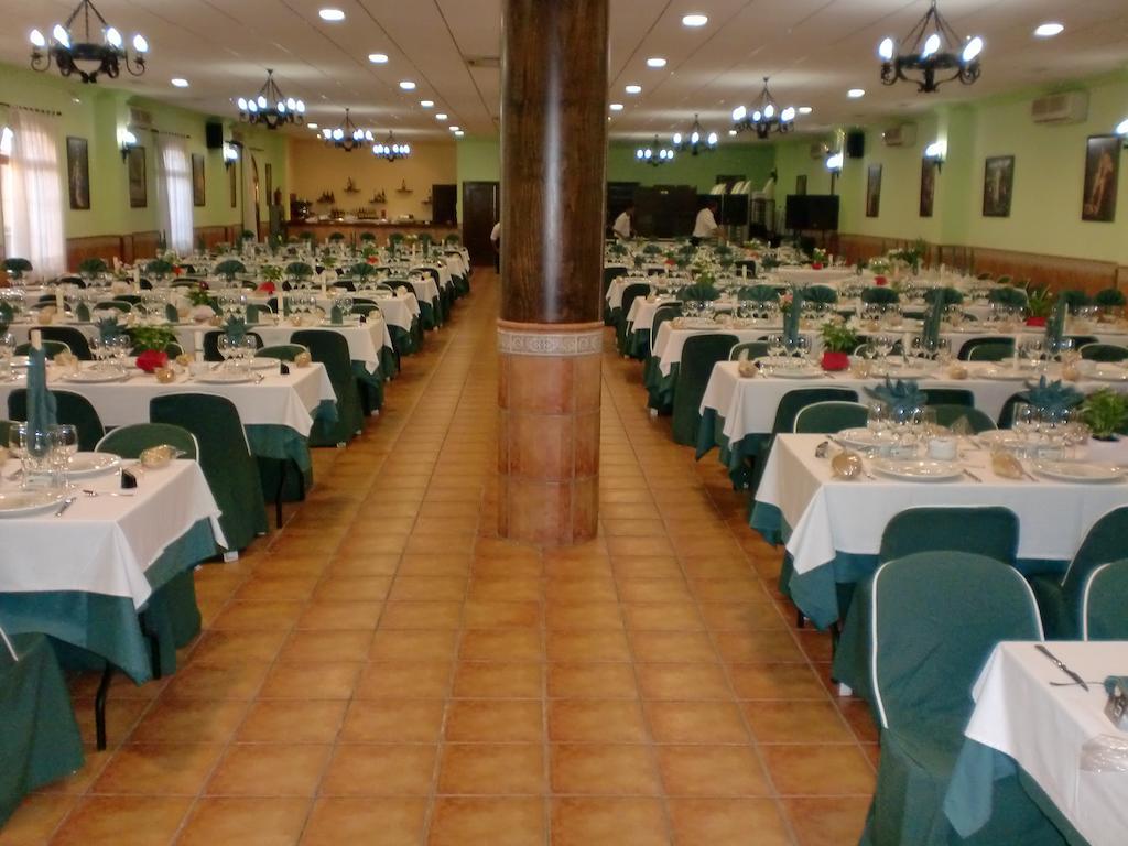 Hostal Las Tres Jotas Alcaracejos Zewnętrze zdjęcie