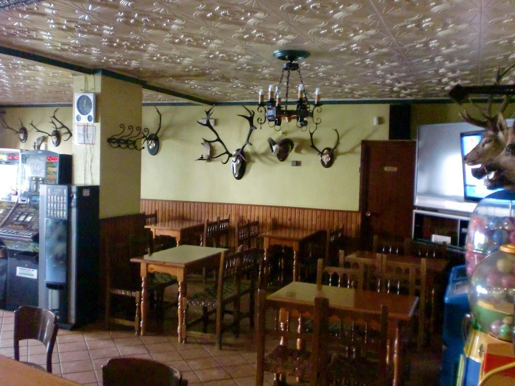 Hostal Las Tres Jotas Alcaracejos Zewnętrze zdjęcie