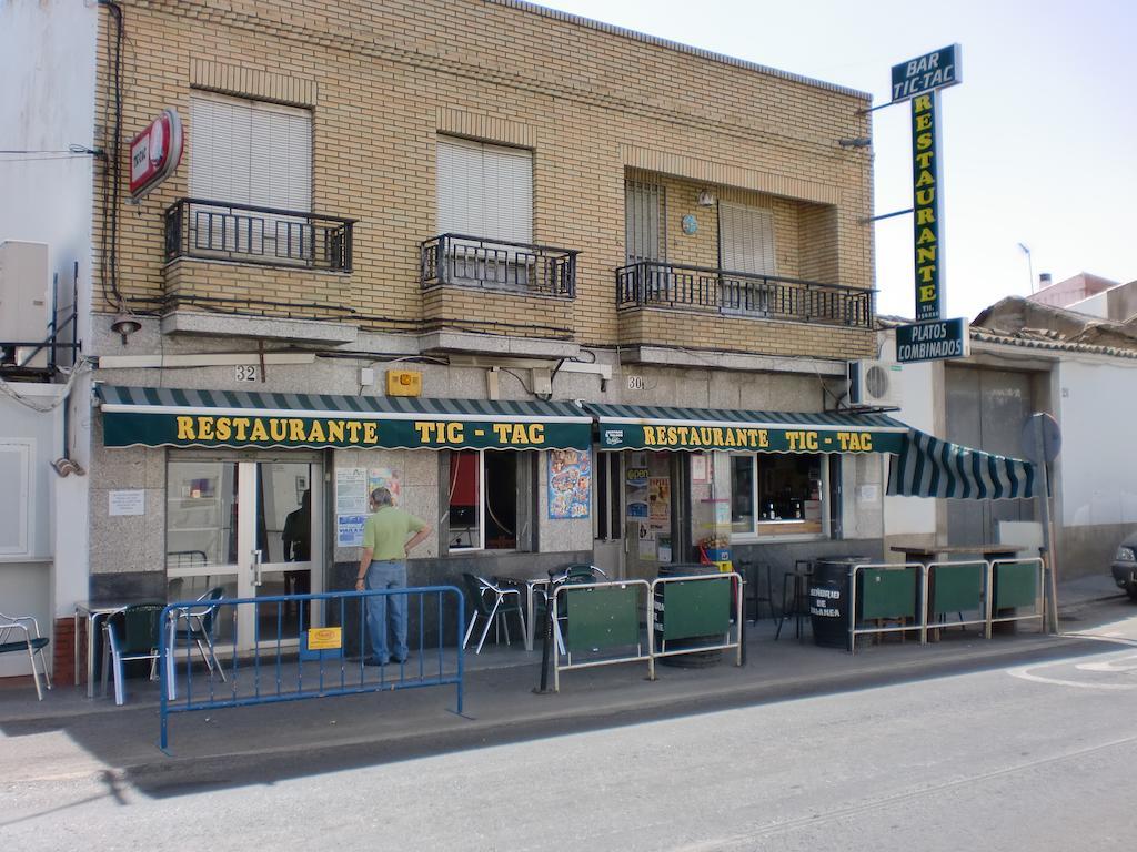 Hostal Las Tres Jotas Alcaracejos Zewnętrze zdjęcie